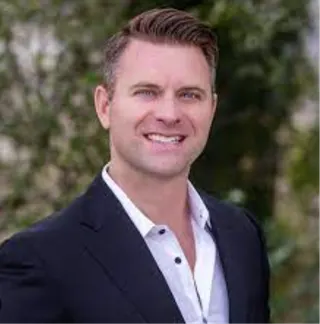 Avatar of Ryan Austin - Experienced Mentor at Mentorverse.io | Online Mentorship Platform