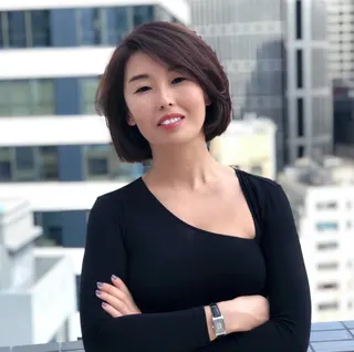 Avatar of Sara Eunjung Bertuzzi - Experienced Mentor at Mentorverse.io | Online Mentorship Platform